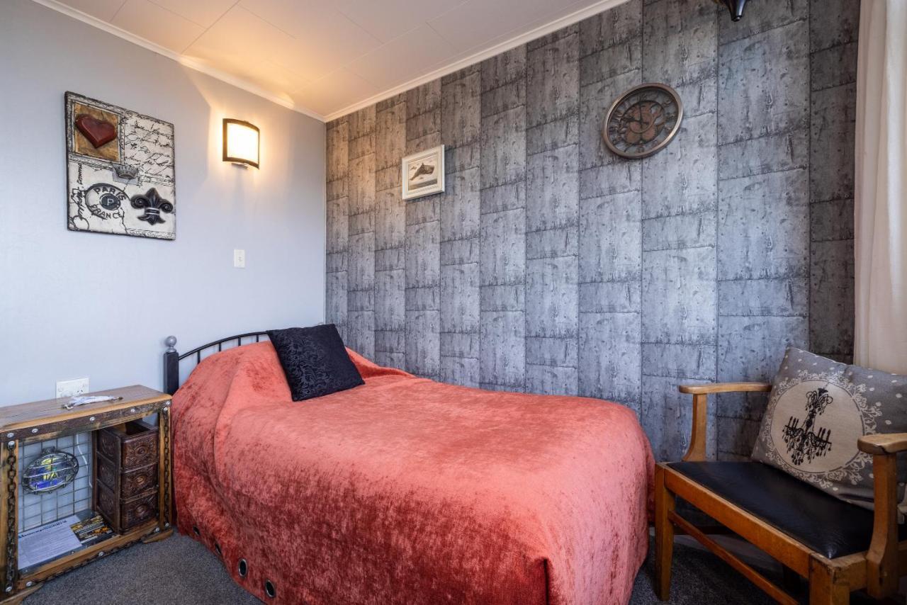 Oamaru Backpackers Pansiyon Dış mekan fotoğraf